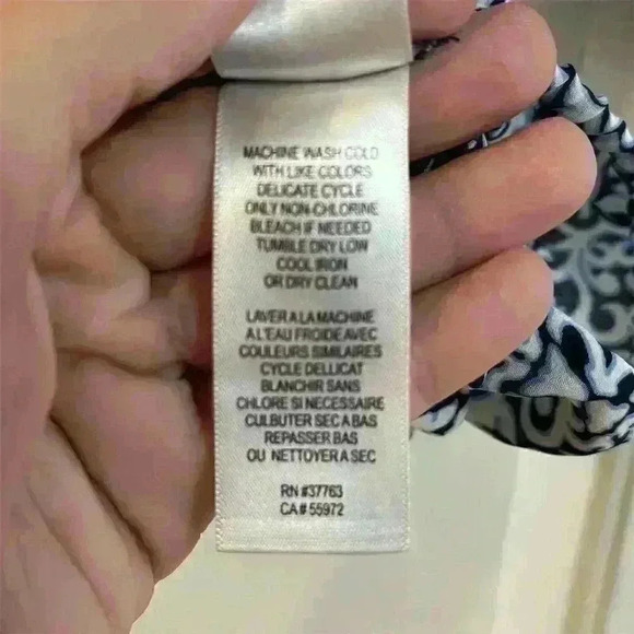 Laundry by Shelli Segal Women's Black Geometric Blouse Size S - Picture 5 of 7